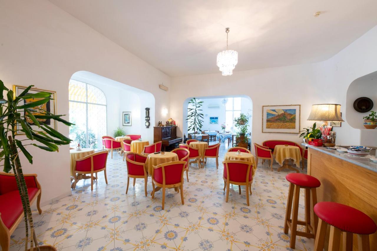 Hotel Candia Казамиччола-Терме Экстерьер фото