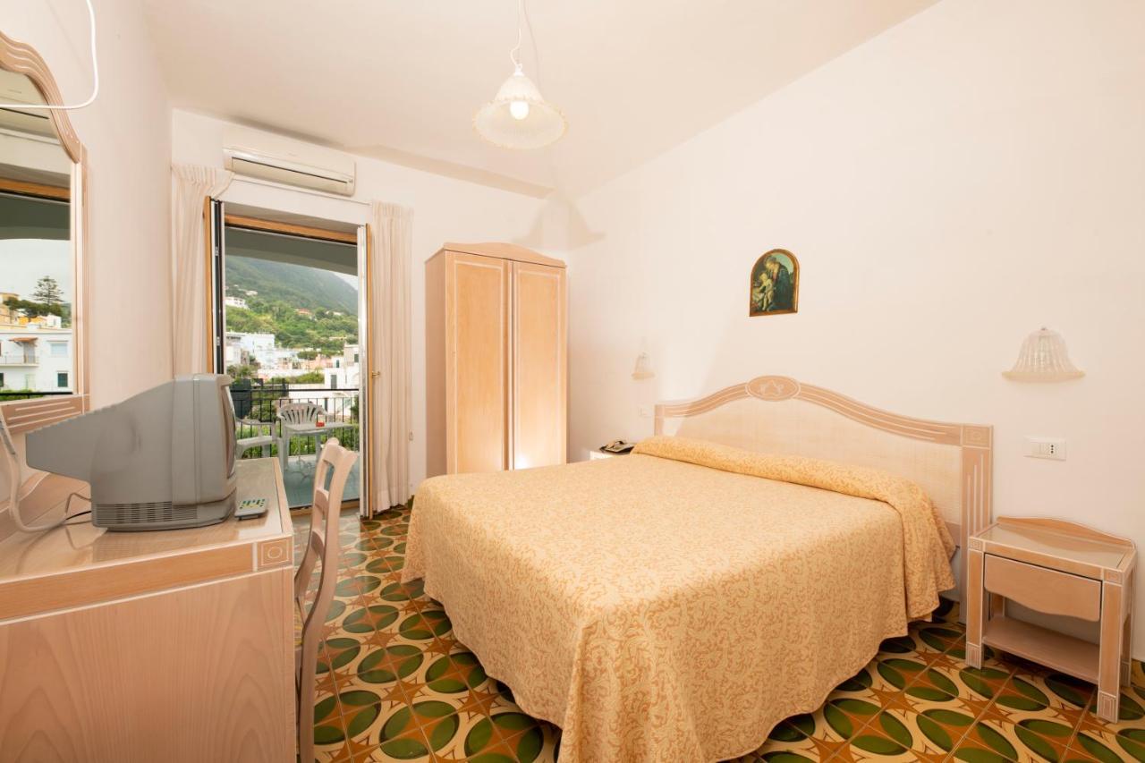 Hotel Candia Казамиччола-Терме Экстерьер фото
